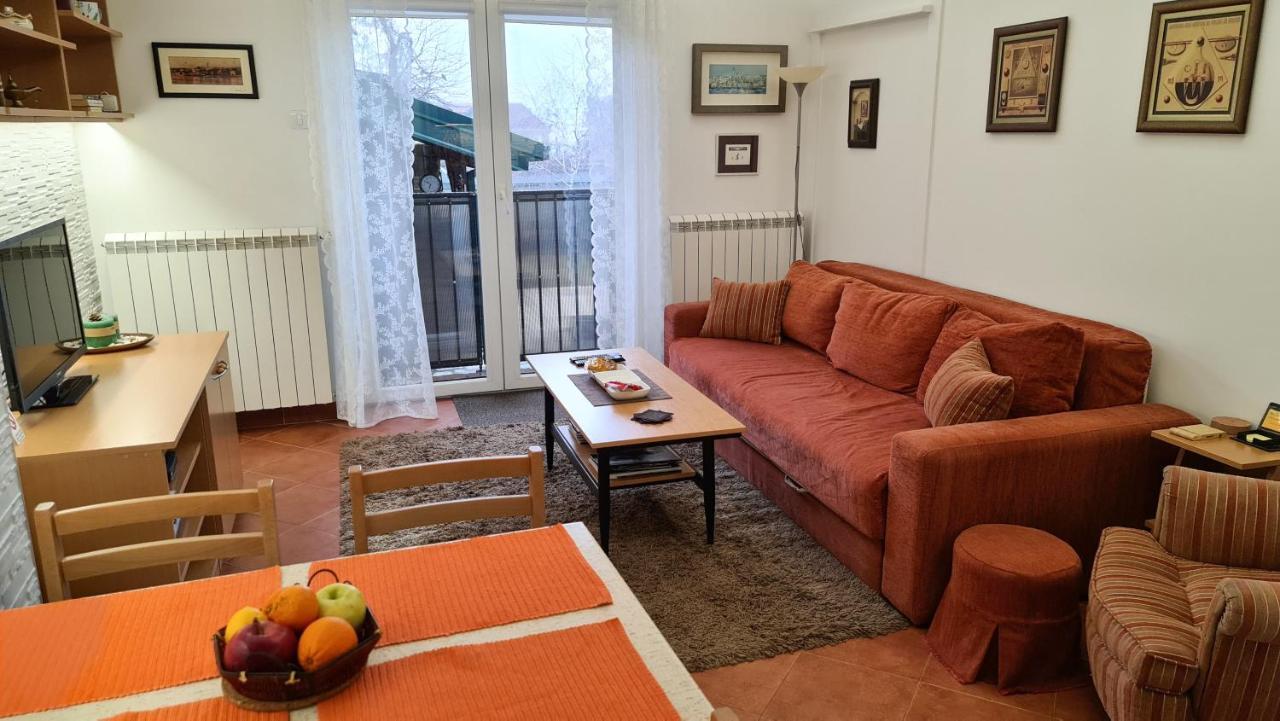 Apartment Akacija Gardens Belgrad Dış mekan fotoğraf