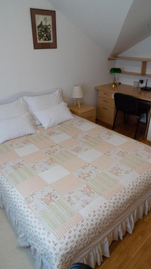 Apartment Akacija Gardens Belgrad Dış mekan fotoğraf