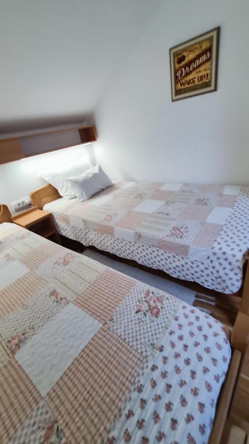 Apartment Akacija Gardens Belgrad Dış mekan fotoğraf