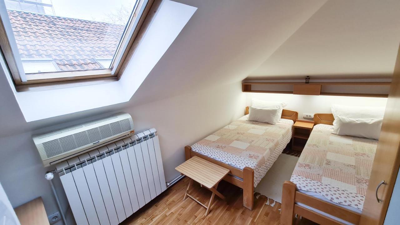 Apartment Akacija Gardens Belgrad Dış mekan fotoğraf
