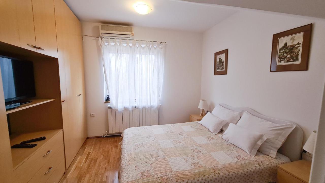Apartment Akacija Gardens Belgrad Dış mekan fotoğraf
